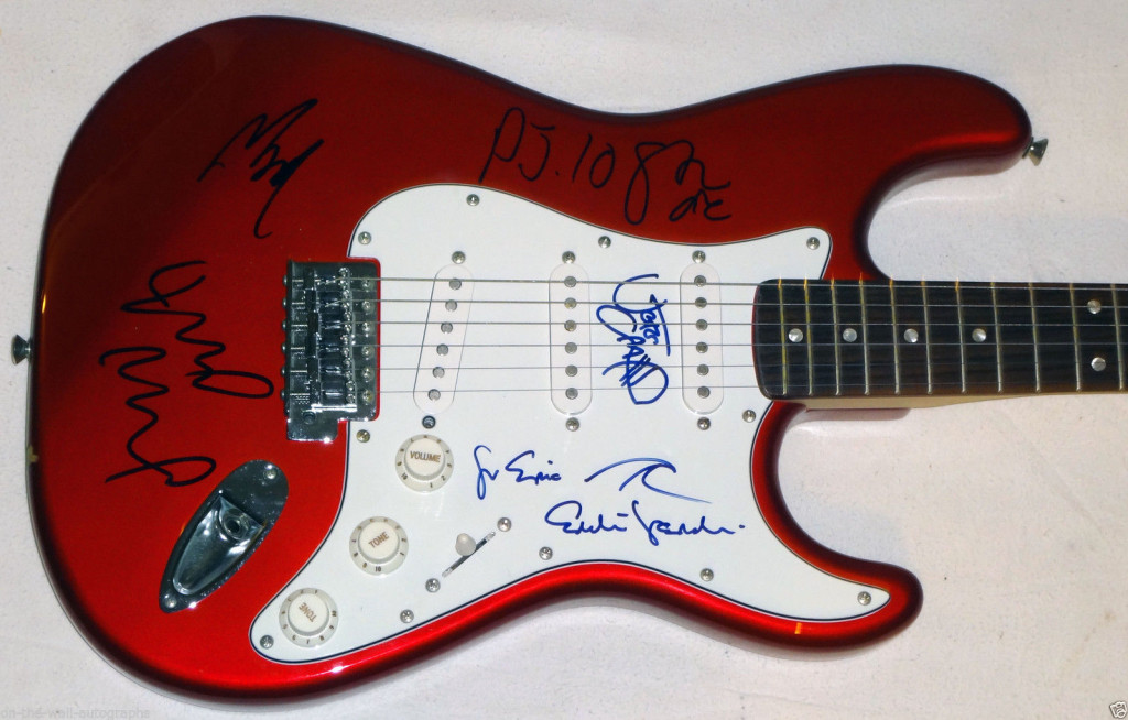 Pearl Jam dedikált Fender